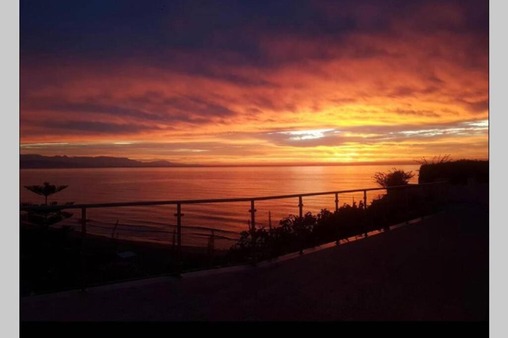 Amazing Frontline Sea Views Studio Apartment Castillo Del Vigia トレモリノス エクステリア 写真