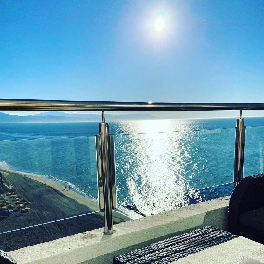 Amazing Frontline Sea Views Studio Apartment Castillo Del Vigia トレモリノス エクステリア 写真