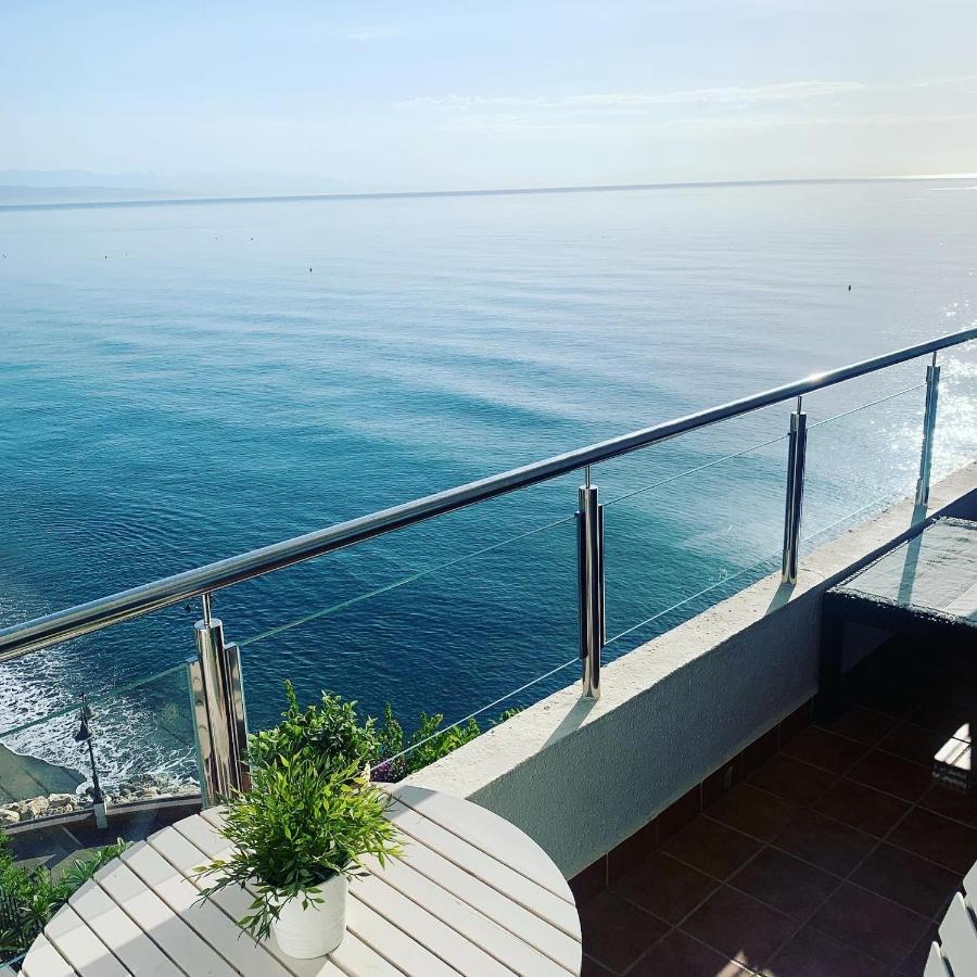 Amazing Frontline Sea Views Studio Apartment Castillo Del Vigia トレモリノス エクステリア 写真